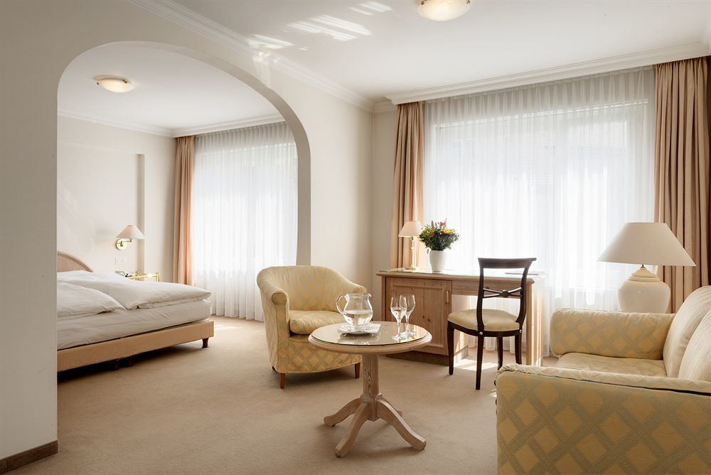 Kunsthotel Linde Garni Einsiedeln Exterior foto
