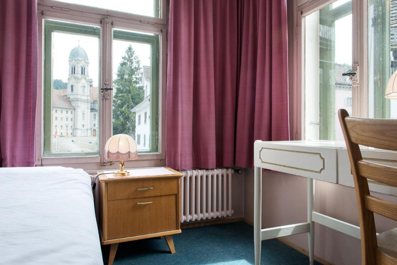 Kunsthotel Linde Garni Einsiedeln Exterior foto